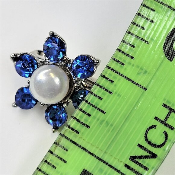 Blue Fashion Crystals and Pearl Flower Brooch Pin - Picture 6 of 7